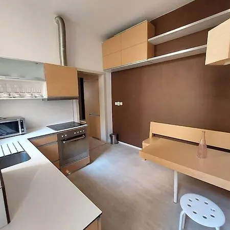 Old Town - 2 Bedrooms *